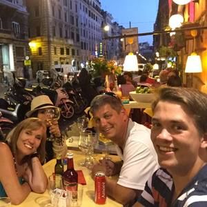 Meet your Posher, Dennis